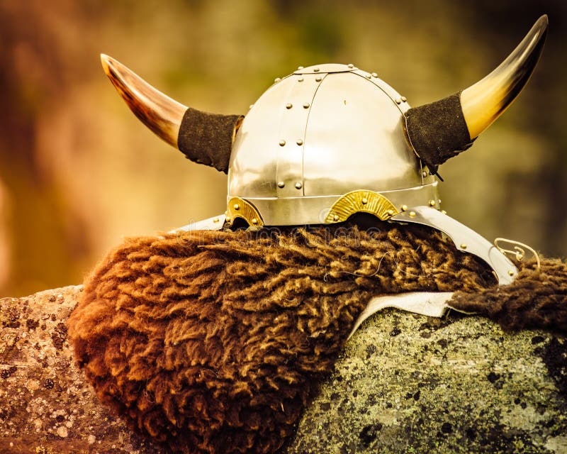 Accessoire De Viking Sur La Nature, La Norvège Photo stock - Image