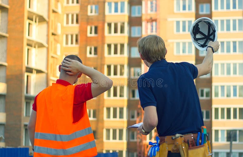 Accident du travail du travail d'architecte au site de contruction image libre de droits Accident du travail du travail d'architecte au site de contruction image libre de droits