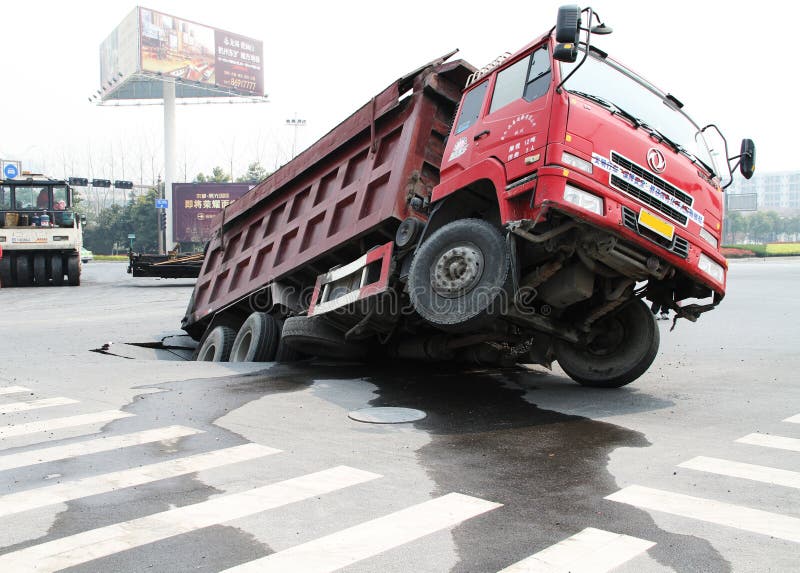 Accidente de tráfico inusual imagenes de archivo
