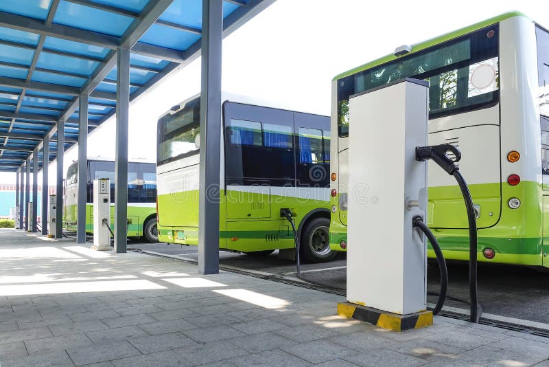 Accu elektrisch voertuig bev elektrische bus - oplader
