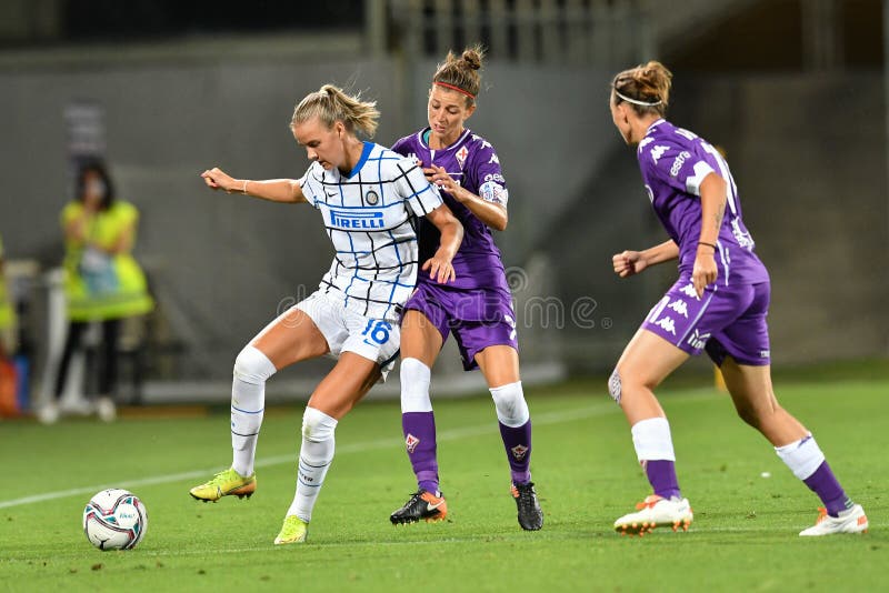 Fiorentina Femminile players celebrate the goal during ACF Fiorentina  femminile vs Inter, Italian Soccer Serie A Women Championship, Florence,  Italy Stock Photo - Alamy