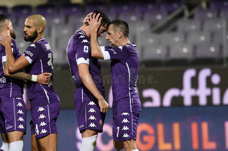 ACF Fiorentina Vs FC Crotone Editorial Stock Image - Image of real