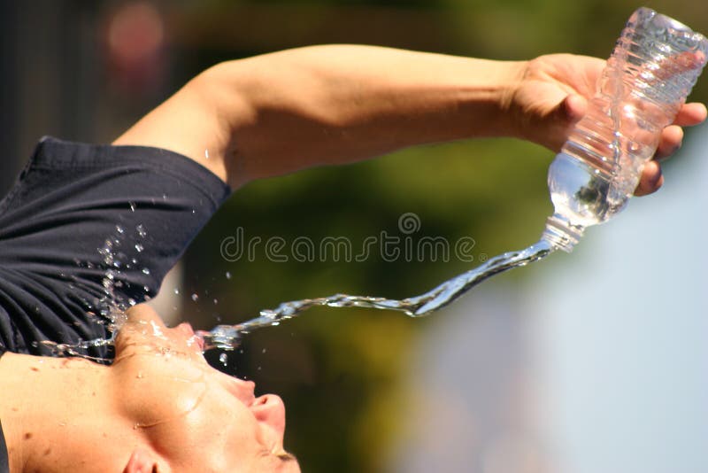 Acqua ottenuta? fotografia stock libera da diritti Acqua ottenuta? fotografia stock libera da diritti