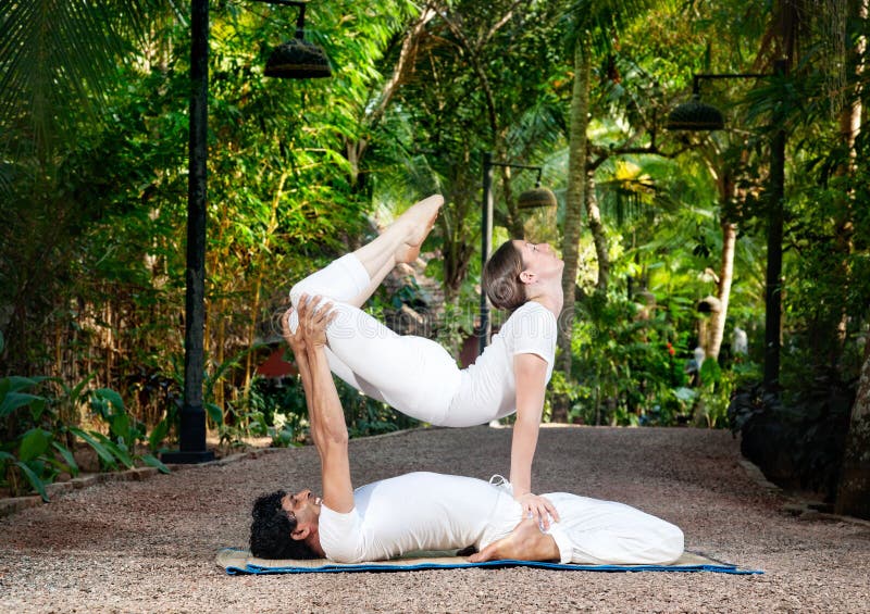 Formação de Instrutores de Acro Yoga