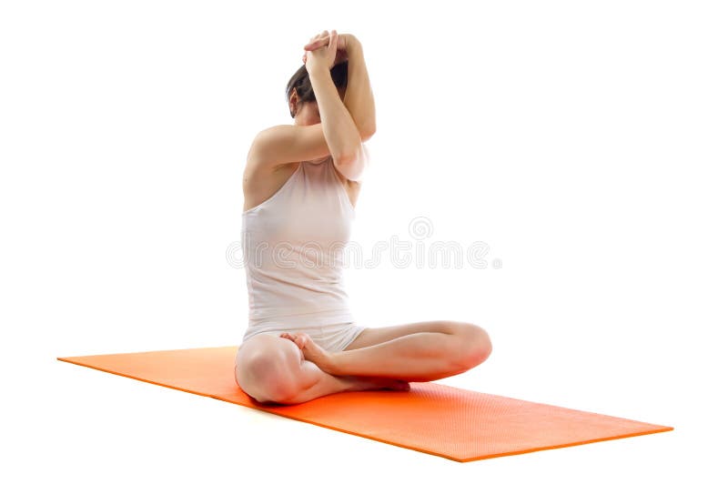 Actitud fácil de la yoga imagen de archivo Actitud fácil de la yoga imagen de archivo