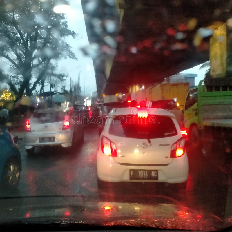 Activités de l'après-midi sur la route bogor parung