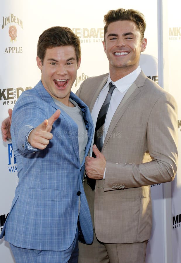 Adam DeVine et Zac Efron photos stock Adam DeVine et Zac Efron photos stock