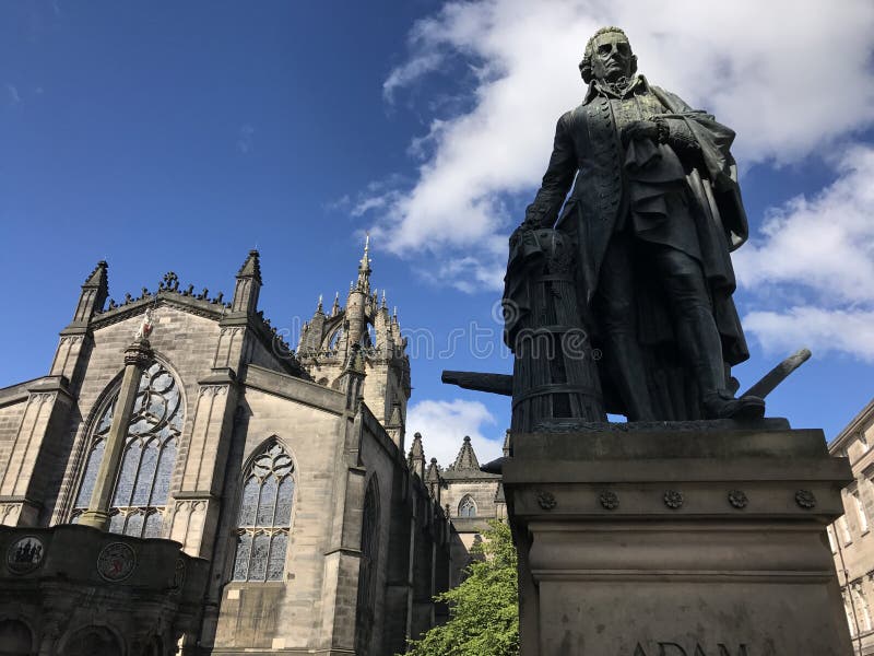 Adam Smith Statue Imagem De Stock Imagem De Igreja Ferreiro 97805607 adam-smith-statue-imagem-de-stock-imagem-de-igreja-ferreiro-97805607