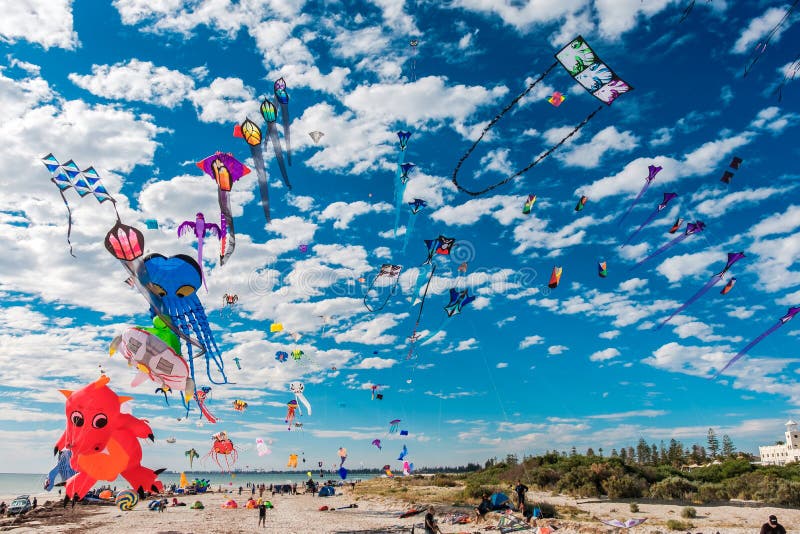 Adelaide International Kite Festival Foto de archivo editorial Imagen de gente, agua 90715683