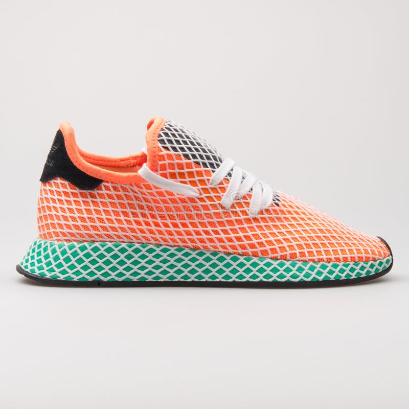 Aviación sitio India Adidas Deerupt Runner Net Naranja Y Verde Zapatero Imagen editorial -  Imagen de aptitud, lifestyle: 179326295