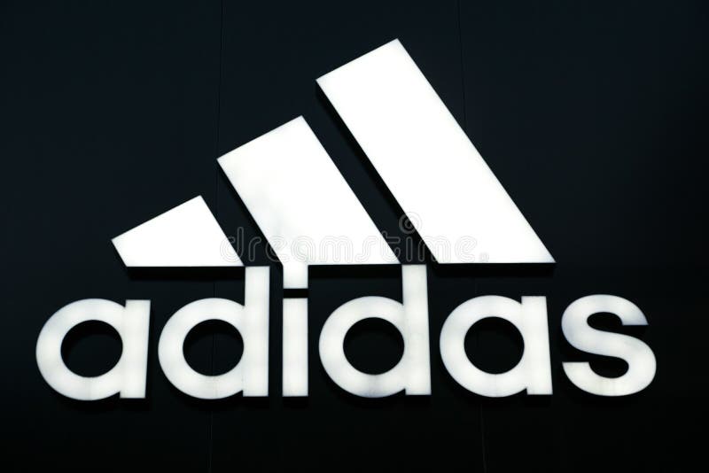 Adidas firma immagine editoriale. Immagine di societ - 114903800
