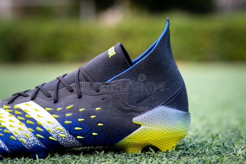 Correspondencia Relativo limpiar Adidas Predator Freak, New Football Boots in 2021. Editorial Photo - Image  of model, player: 209656406