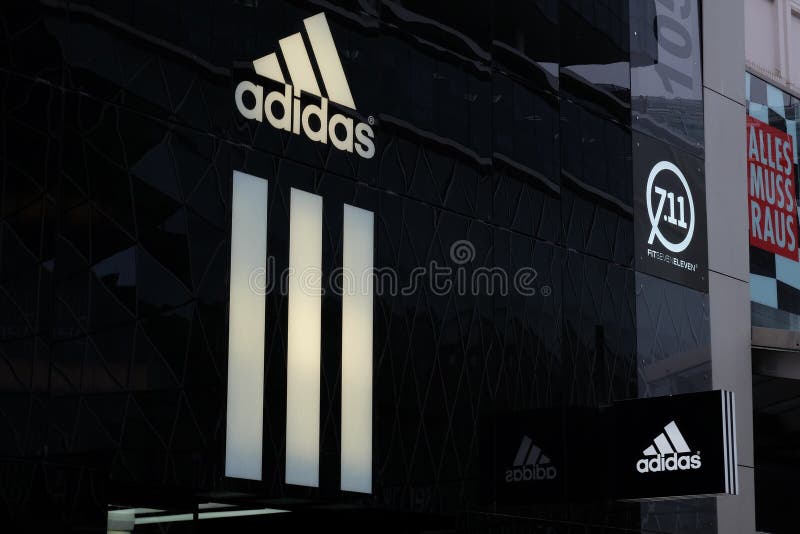 adidas store waterfront