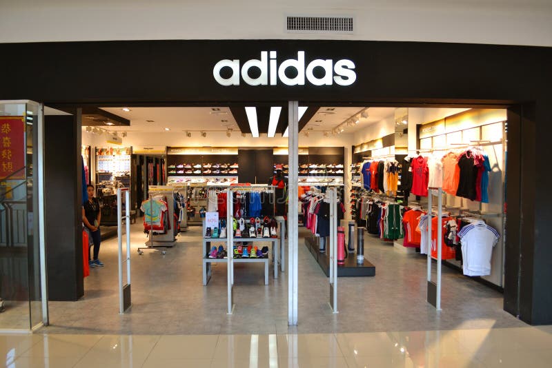 sm mall of asia adidas store