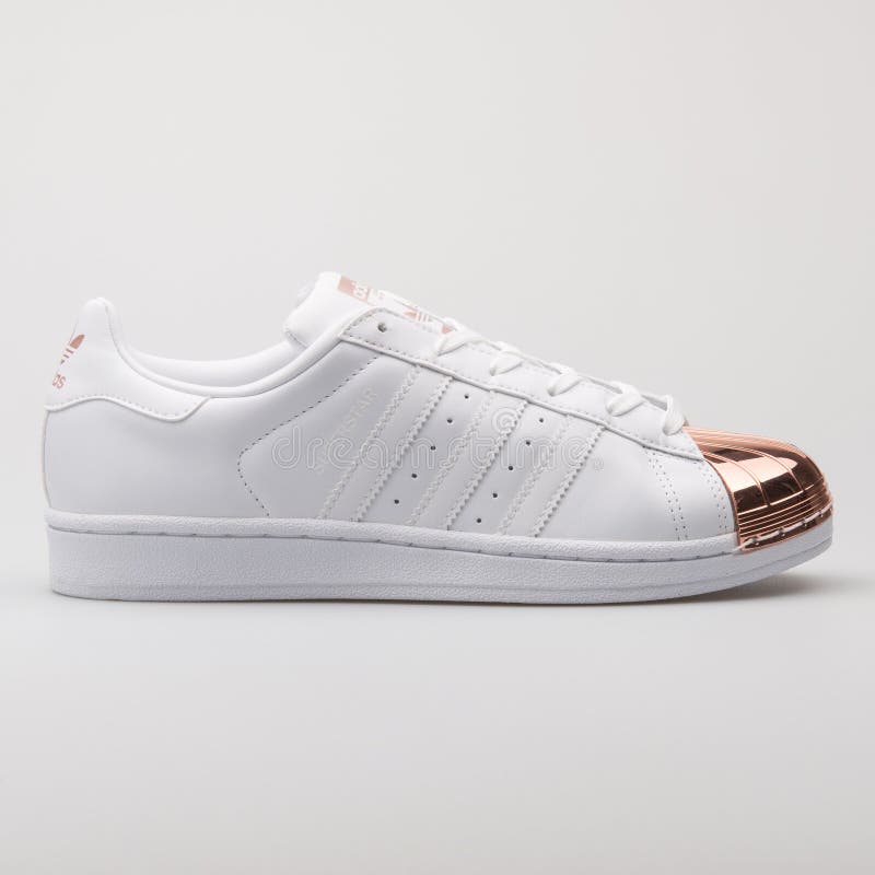 adidas superstar metal toe Or femme