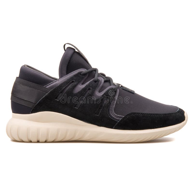 adidas tubular nova black