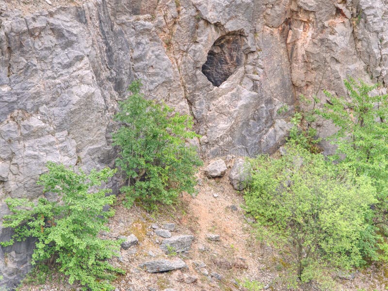 Adit in old abandoned limestone quarry Velka Amerika royalty free stock photos Adit in old abandoned limestone quarry Velka Amerika royalty free stock photos