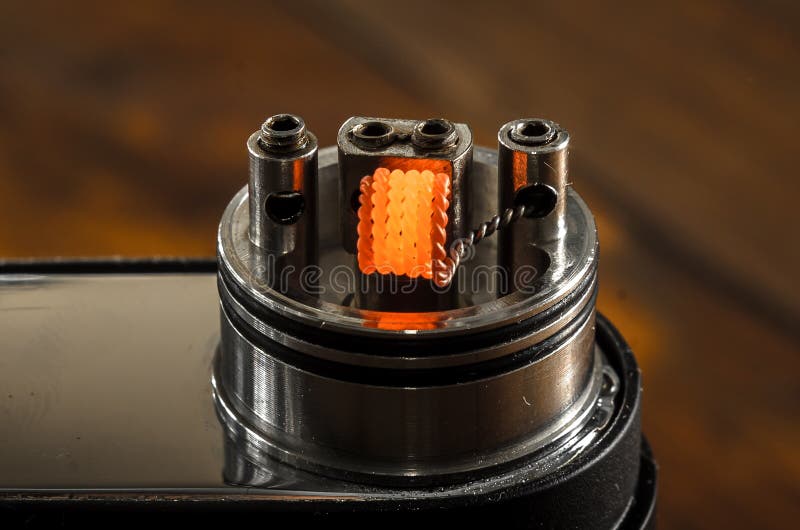 Adjustable Electronic Cigarette, Non Carcinogenic Alternative for