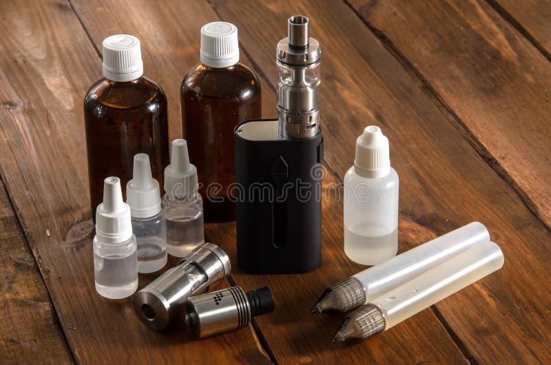 Adjustable Electronic Cigarette, Non Carcinogenic Alternative for