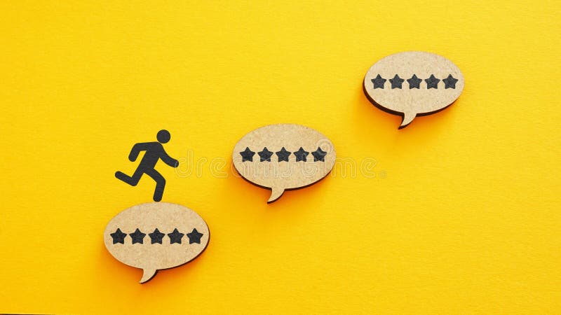 Administración de reputación en línea y testimonios positivos de los clientes. Concepto y calificación de la experiencia del clien imagen de archivo