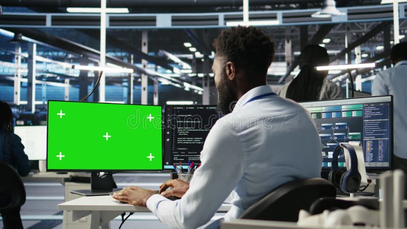 Administration du centre de données à l'aide d'un PC à écran vert pour effectuer la programmation de l'arborescence des noeuds banque de vidéos
