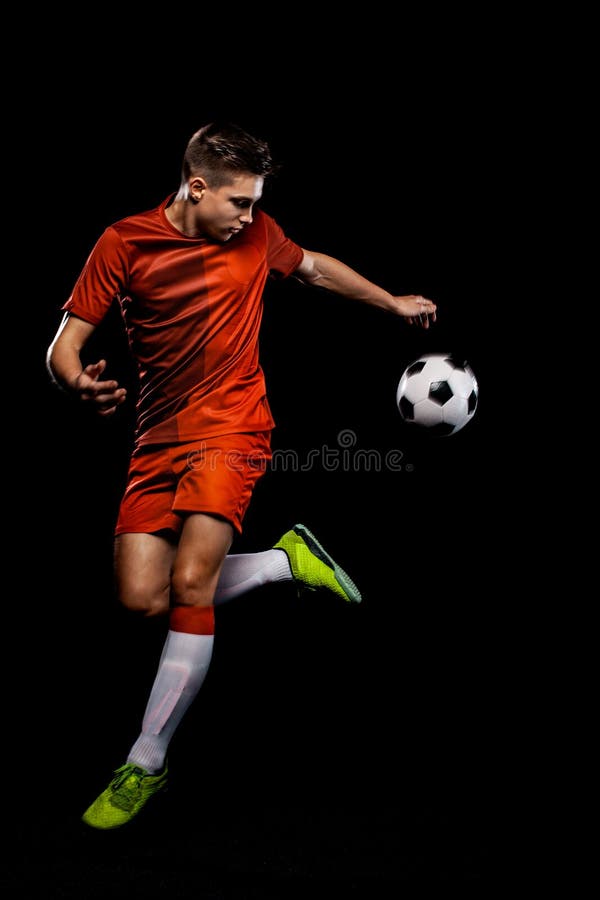 Jogador De Futebol. Jogador De Futebol Adolescente. Dia Do Jogo. Baixar Uma  Foto De Alta Resolução Para Anunciar Jogos De Futebol Foto de Stock -  Imagem de esporte, livreto: 272131128