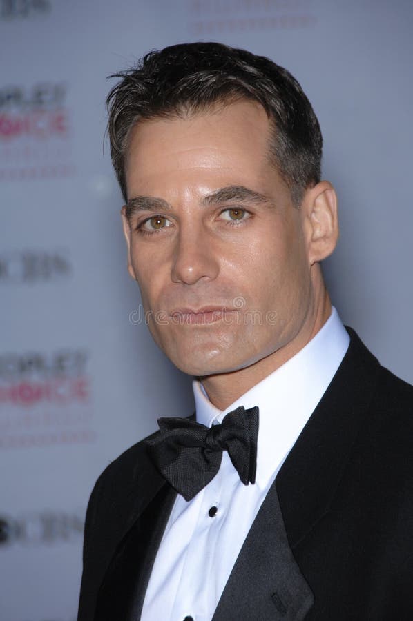 Adrian Pasdar editorial photography. Image of people - 24166257