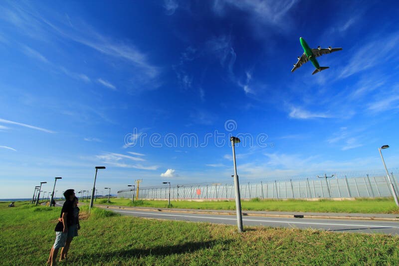 Aerei in cielo fotografia stock libera da diritti Aerei in cielo fotografia stock libera da diritti