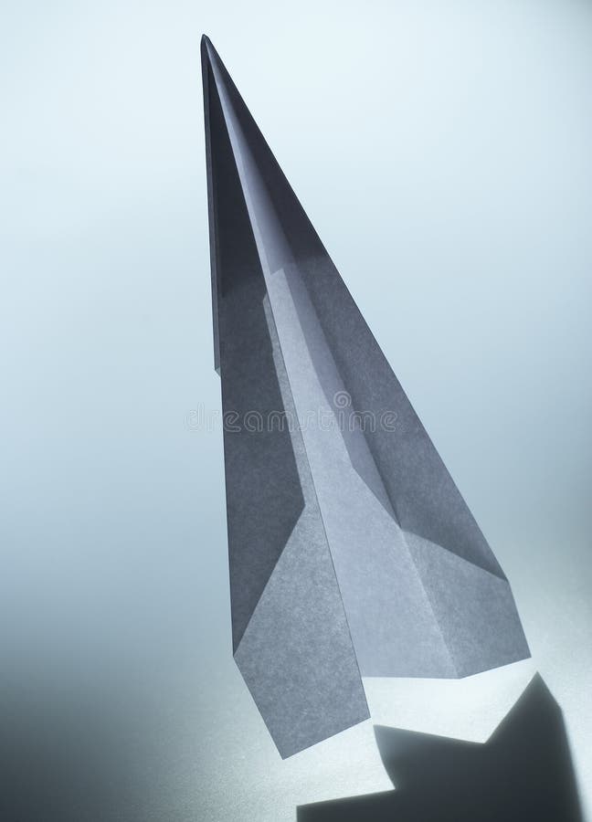Aereo di carta immagine stock libera da diritti Aereo di carta immagine stock libera da diritti