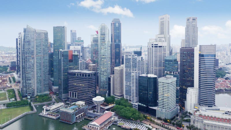 Arhitectură frumoasă a zgârie-norilor din Singapore stock photography