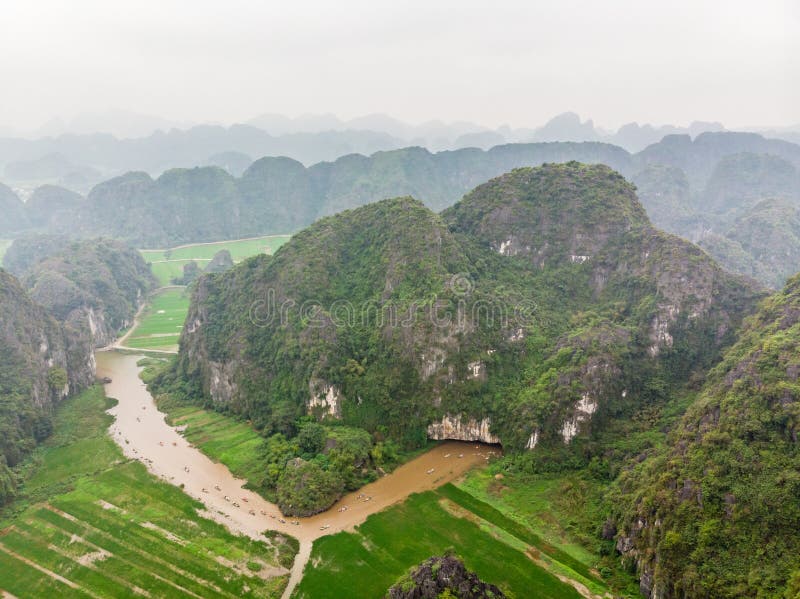 Aerial view from of Hang Mua of river, mountains and Ninh Binh provinc royalty free stock photos Aerial view from of Hang Mua of river, mountains and Ninh Binh provinc royalty free stock photos