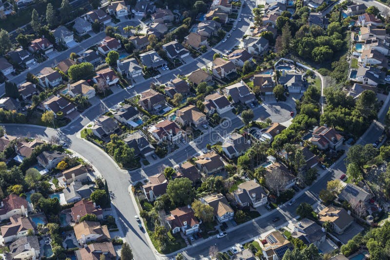 Thousand Oaks California Suburban Cul de sac Homes Aerial