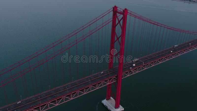 Aerolínea Portugal 8493 Lisboa Ponte 25 de abril junio 2018 Sunrise 30mm 4K Inspire 2 Prores metrajes