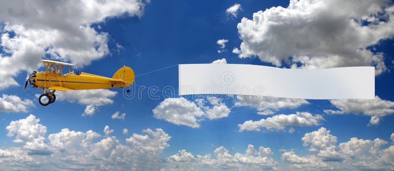 Aeroplano dell'annata che tira segno immagini stock libere da diritti Aeroplano dell'annata che tira segno immagini stock libere da diritti