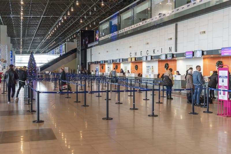 Aeropuerto Internacional De Skopje Imagen de archivo editorial Imagen