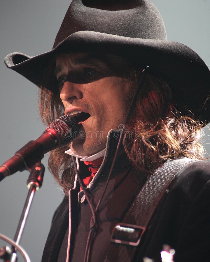 Aerosmith se realiza en concierto imagenes de archivo Aerosmith se realiza en concierto imagenes de archivo