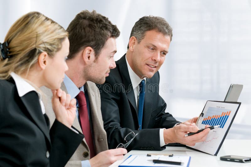 Affaires réussies croissantes photographie stock Affaires réussies croissantes photographie stock