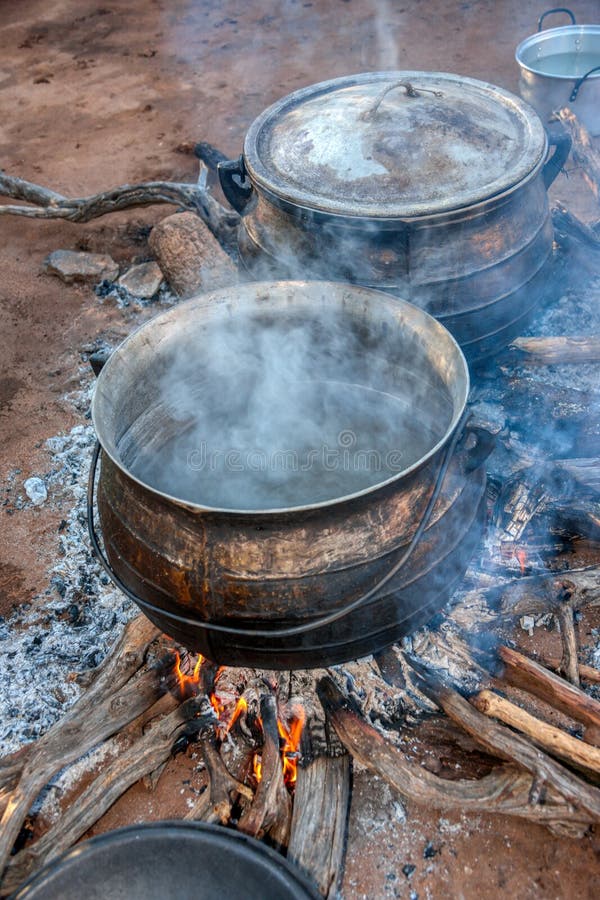 Big Pots Cooking Outdoors In The Village Stock Photo - Download Image Now -  Tradition, Africa, Day - iStock