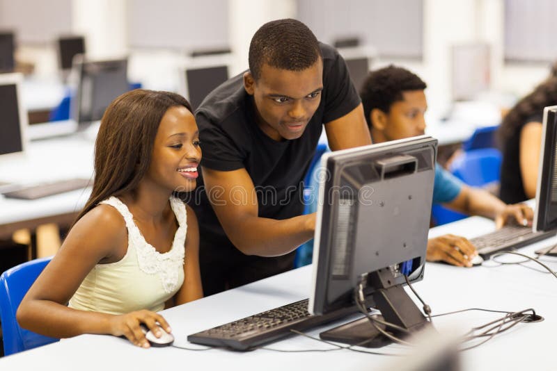 Afrikanischer Studentencomputer