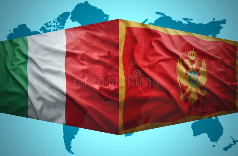 Agitar banderas montenegrinas e italianas