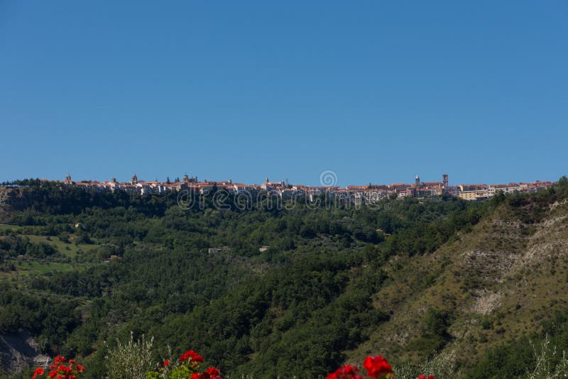 Agnone isernia molise. panorama. royaltyfria bilder