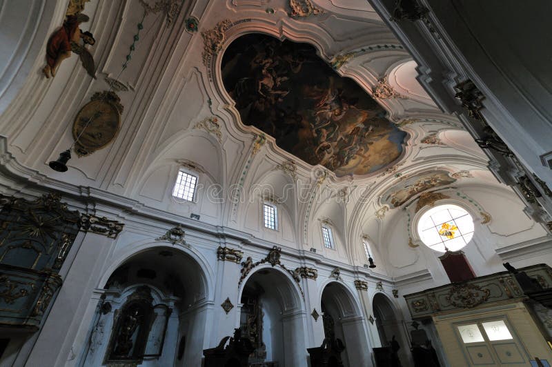 Agnone isernia molise. San Francescos kyrka. royaltyfri fotografi