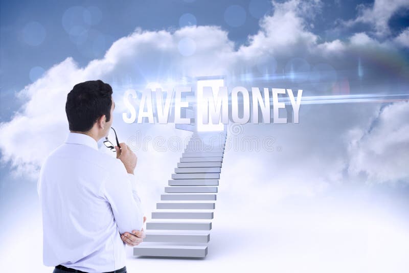 Ahorre el dinero contra puerta abierta en la parte superior de las escaleras en el cielo fotografía de archivo Ahorre el dinero contra puerta abierta en la parte superior de las escaleras en el cielo fotografía de archivo