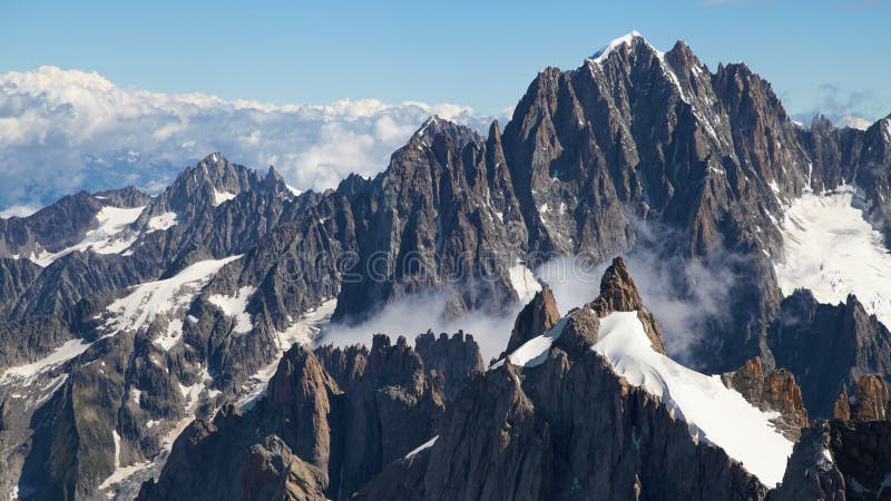 Aiguille Verte από Aiguille du Midi στοκ φωτογραφία