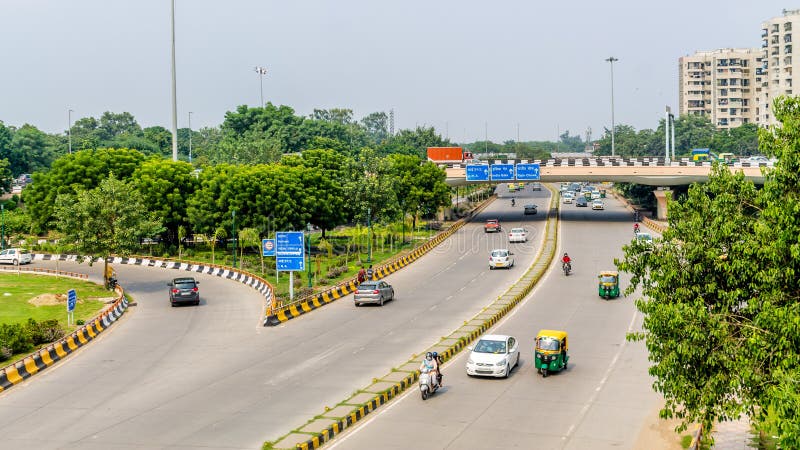 Delhi Traffic Police - Traffic Alert Traffic is affected on Ring Road in  the carriageway from Rajouri Garden towards Bharat Darshan Park due to  breakdown of a bus. Kindly plan your journey