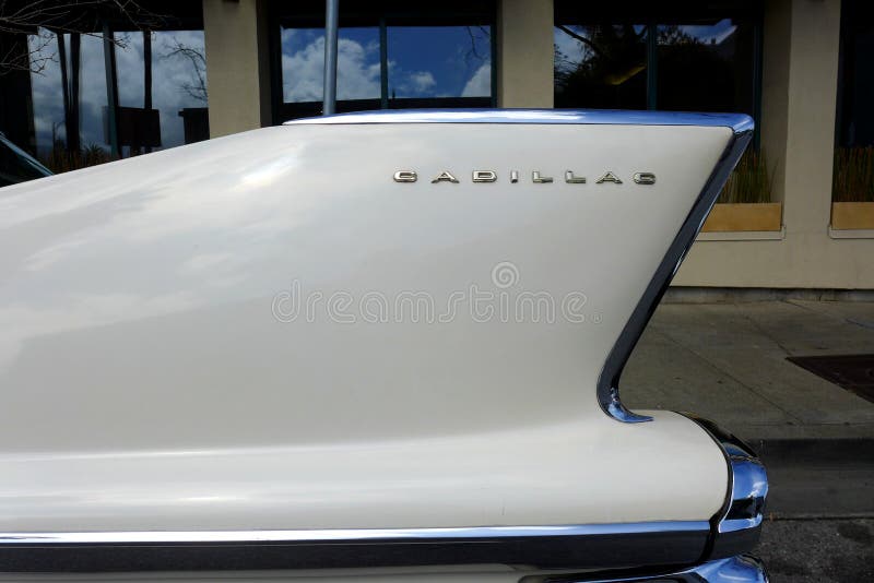 Aileron 1958 de queue de Cadillac de classique photos libres de droits Aileron 1958 de queue de Cadillac de classique photos libres de droits