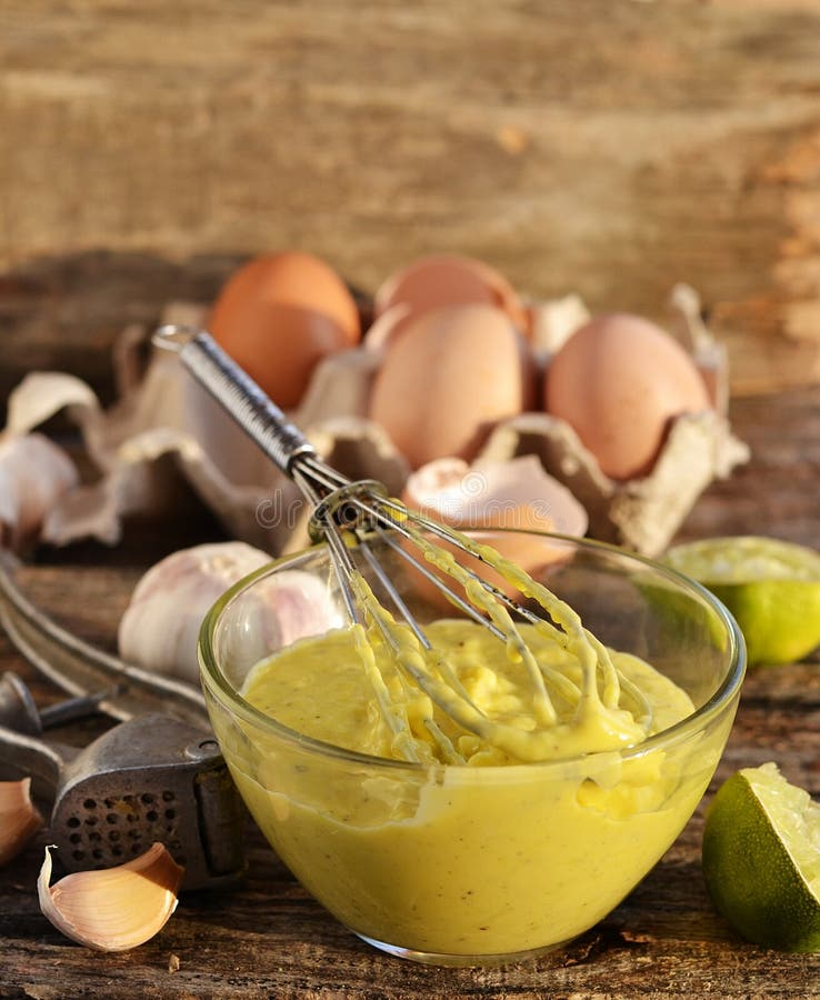 Aioli σκόρδου στοκ φωτογραφίες με δικαίωμα ελεύθερης χρήσης Aioli σκόρδου στοκ φωτογραφίες με δικαίωμα ελεύθερης χρήσης
