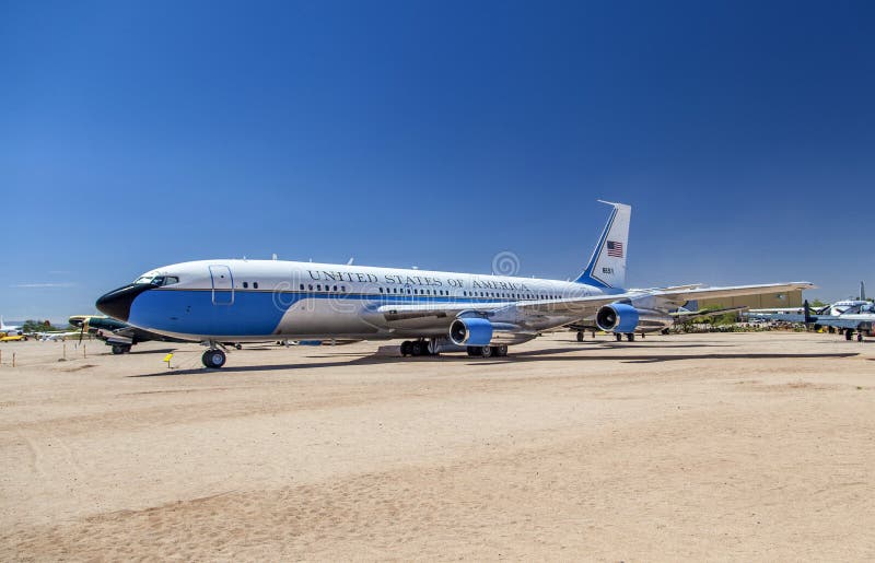 Air Force One in einer Luft und in Weltraummuseum Pima stockfotografie