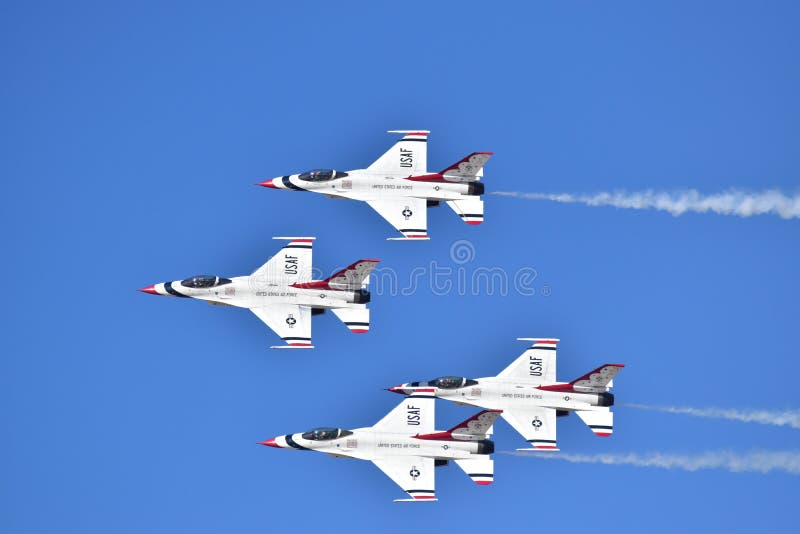 Air Show editorial photo. Image of thunder, boise, gowen 138403901