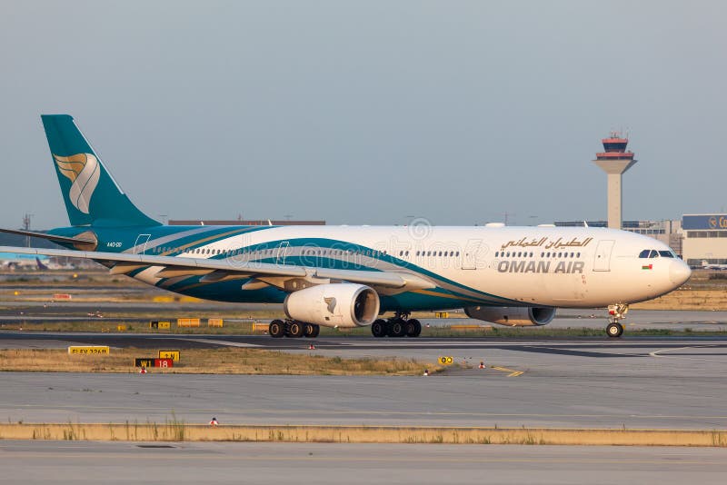 Airbus A330-300 of the Oman Air royalty free stock photo Airbus A330-300 of the Oman Air royalty free stock photo